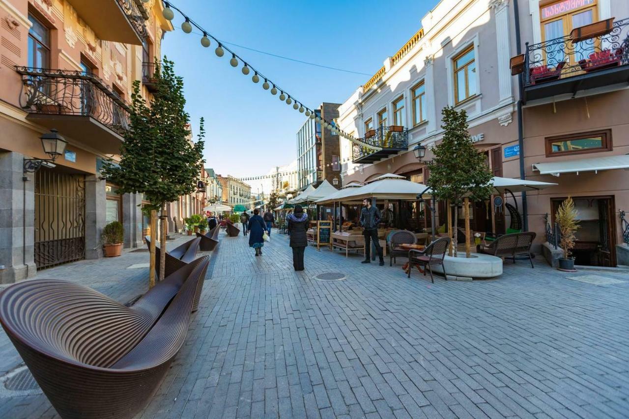 Wehost Cozy Nest Tbilisi Exterior foto