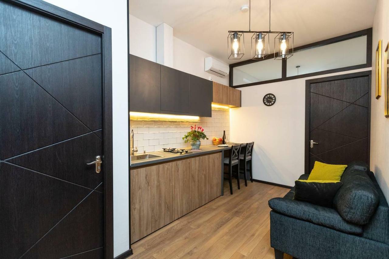 Wehost Cozy Nest Tbilisi Exterior foto